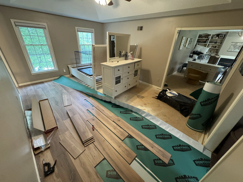 Dust-contained sanding, living room